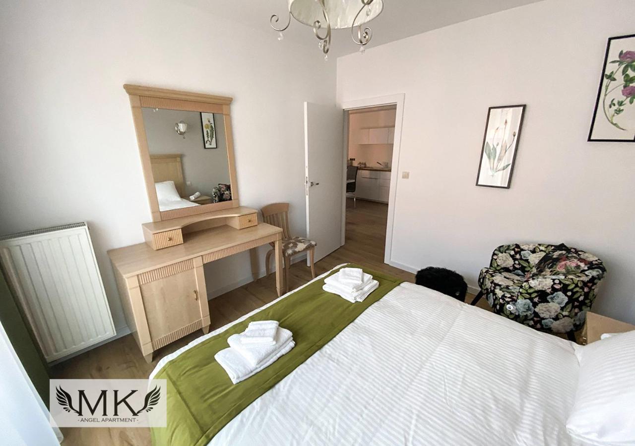 Mk Angel Apartment Cracovia Esterno foto